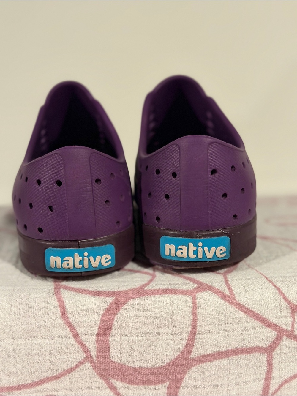 Native Jefferson Bloom Shoes Kids Purple Slip-On Sneakers with Dark Toe C13 - Picture 6 of 12